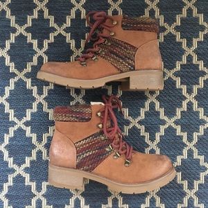 Mossimo Suppy Co. ankle boot